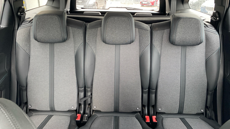 Peugeot 5008 1.2 PureTech Allure Premium+ 5dr Petrol Estate